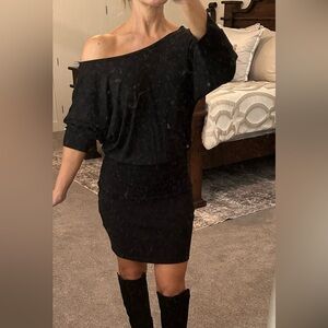 Express Black Top